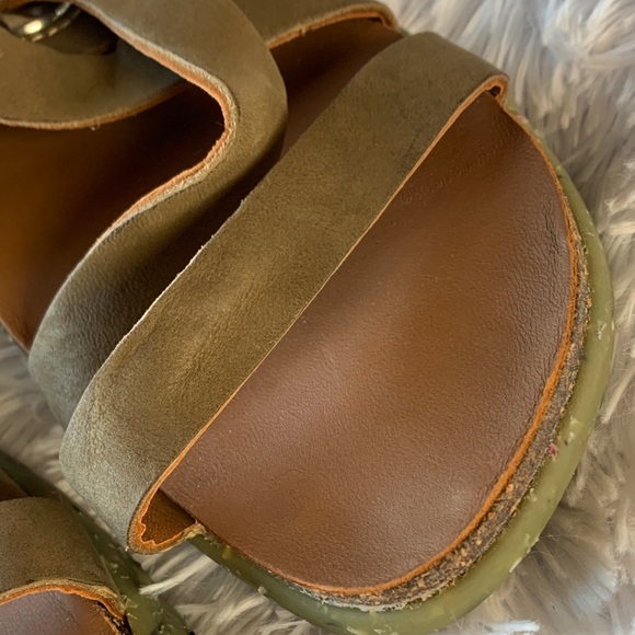 Kalso Earth Shoe Dalya Brown Leather Negative Heel Women's Sandals - Picture 16 of 16